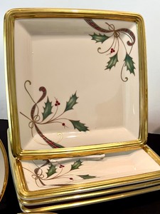 lot 155 image: Lenox Holiday Dishes