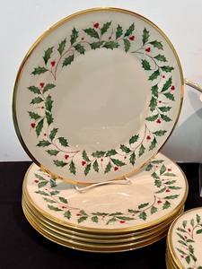 lot 156 image: Variety of Lovely Holiday Lenox Dishes