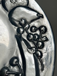 lot 176 image: Large Wilton Serving Tray
