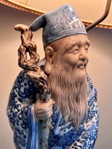 lot 179 image: Japanese Kutani Figurine Large Table Lamp