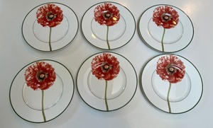 lot 252 image: Set of Six Villeroy and Boch Floral Design Salad Plates