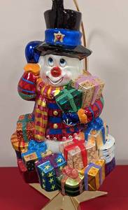 lot 326 image: Christopher Radko Grand Tour With Gifts for All Ornament and Stand