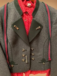 lot 286 image: Fun Vintage Two Piece German Attire