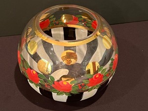 lot 274 image: Petite MacKenzie Childs Vase