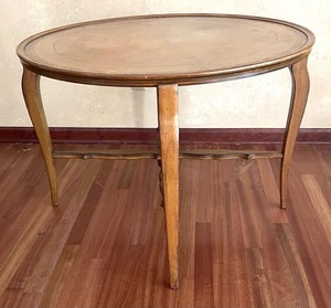 lot 439 image: Vintage Wooden Circular Foldable Table
