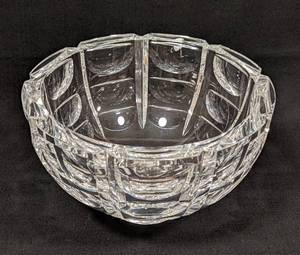 lot 353 image: Orrefors Thousand Windows Crystal Bowl