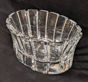 lot 356 image: Orrefors Stenhammer Oval Crystal Bowl