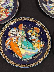 lot 373 image: Eight Bjorn Wiinblad for Rosenthal Sinbad Plates