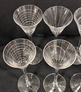lot 391A image: Twelve Roscher and Co. Etched Cordial Glasses
