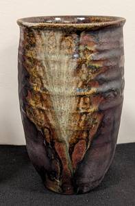 lot 397A image: Pair of Stoneware Cups