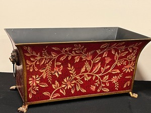 lot 398 image: Pair of Decorative Light Weight Metal Containers