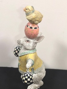 lot 227 image: MacKenzie-Childs Juggling Rabbit Figurine