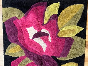 lot 396 image: Floral Missoni Rug