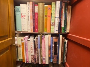 lot 329 image: Large Lot of a Variety of Cookbooks