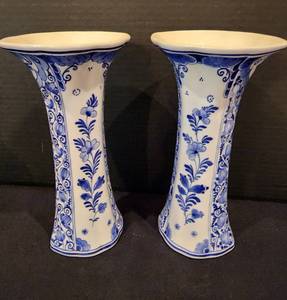 lot 514 image: Lovely De Porceleyne Hes Vases & Carafe