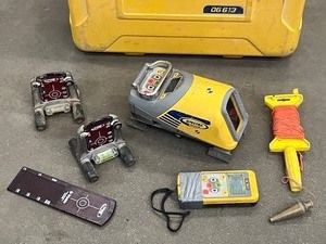 lot 7 image: Spectra DG613 Precision Line Pipe Laser Set