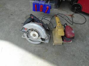 Skil Saw & 2 sanders. Tested & works. As shown.