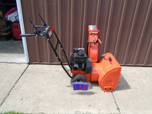 Ariens 520 snow blower. Good used condition. Tested & works. As shown.