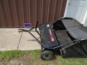 42 Agrifab lawn sweeper. Nice shape. Used condition. As shown.