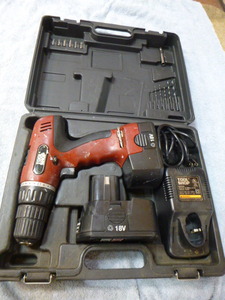 lot 14 image: Tool Shop 18V Drill