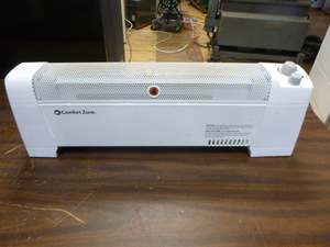 lot 42 image: Comfort Zone Portable Heater