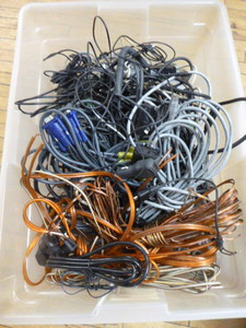 lot 52 image: Electronic Items