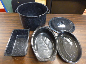 lot 73 image: Enamel Cookware