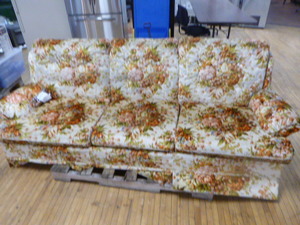 lot 82 image: Floral Pattern Couch