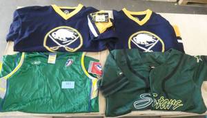 4 jersey shirts - Youth Large 1214