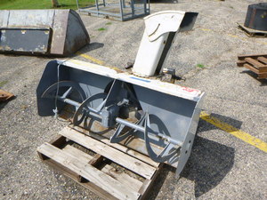lot 3 image: Uni-Tatch System Snow Blower