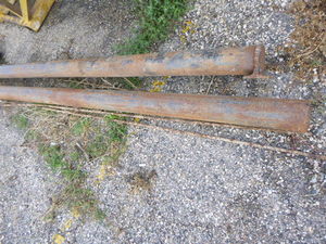 lot 15 image: Steel Pipe with 2 Rods