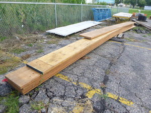 lot 18 image: 4 Laminated Beams