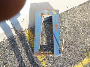 lot 35 image: Mongo Large C-Clamp