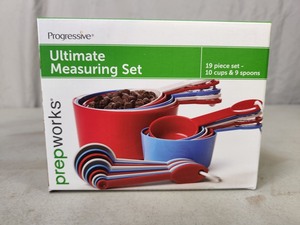 New 19 Piece Ultimate Measuring Set