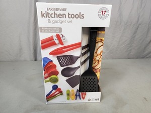 New Farberware 17 Piece Kitchen Utensil Set