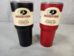 2 New Mossy Oak Tumblers