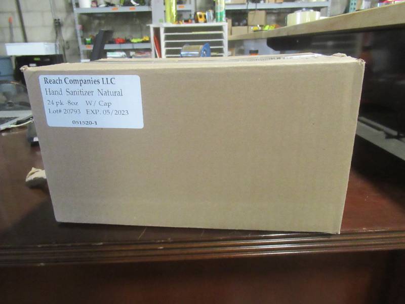 lot 851 image: BOX OF 24 8 0Z BOTTLES OF ALOE HAND SANITIZER