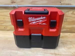 lot 19 image: MILWAUKEE M12 FUEL 12-Volt Lithium-Ion Cordless 1.6 Gal. WetDry Vacuum (Tool-Only)