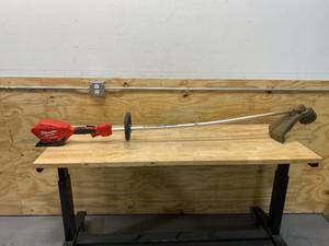 lot 75 image: MILWAUKEE M18 FUEL String Trimmer (Tool Only)