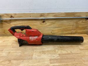lot 76 image: MILWAUKEE M18 FUEL 120 MPH 450 CFM 18-Volt Lithium-Ion Brushless Cordless Handheld Blower (Tool-Only)