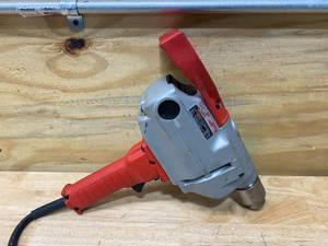 lot 23 image: MILWAUKEE 12 in. 450 RPM Compact Drill