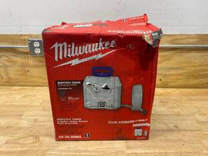 lot 43 image: MILWAUKEE 4 Gal. Switch Tank Water Supply Tank Assembly