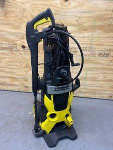 lot 117 image: KARCHER 2000 PSI 1.40 GPM K 5 Premium Electric Power Induction Pressure Washer