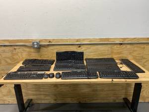 lot 98 image: Lot of Computer Keyboards and Mice (wired and wireless)