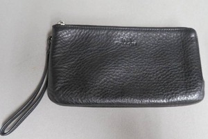 lot 2 image: BLACK COACH PURSE