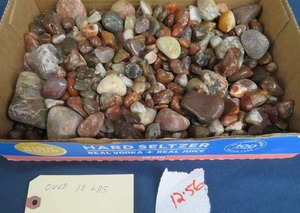 lot 56 image: BOX OF AGATES ( OVER 10 LBS)