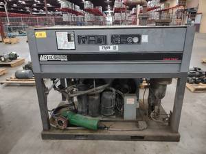 lot 18 image: Airtek CT-800  Refrigerated Air Dry...