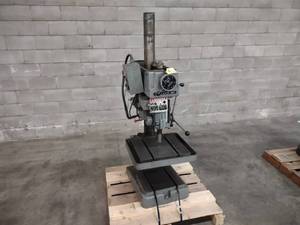 lot 21 image: Clausing Model 2277 20 Variable Sp...