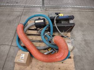 lot 86 image: Anver Vacu-Hoist ...