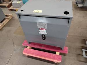 lot 90 image: Square D Transformer, 75 KVA Cat. N...
